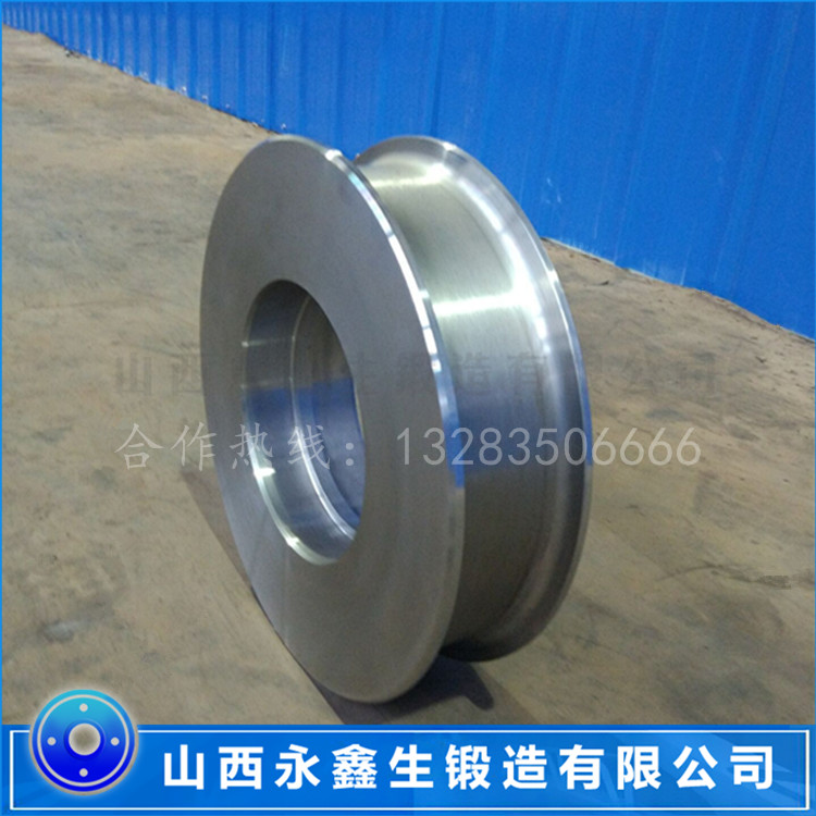 魚(yú)雷罐車(chē)輪鍛件