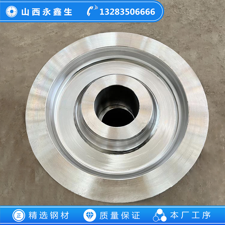 魚(yú)雷混鐵車(chē)車(chē)輪鍛件